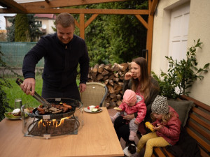 KARMA stůl Ruben Garden - gril